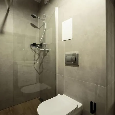 Wigurytower 68' Apartman *